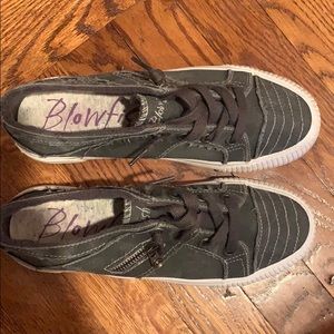 blowfish sneakers